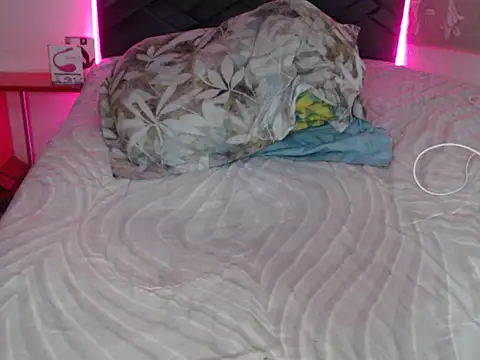 danypalmer online show from 03-17-25, 02:52