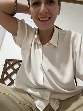 Snapshot of BritneyHall chatting on 12-29-24, 12:55 BritneyHall online show from 12-29-24, 12:55