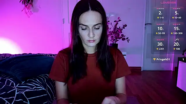 Snapshot of BritneyHall chatting on 03-13-25, 11:08 BritneyHall online show from 03-13-25, 11:08