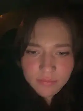 Snapshot of Evahadson chatting on 12-28-24, 01:29 Evahadson online show from 12-28-24, 01:29