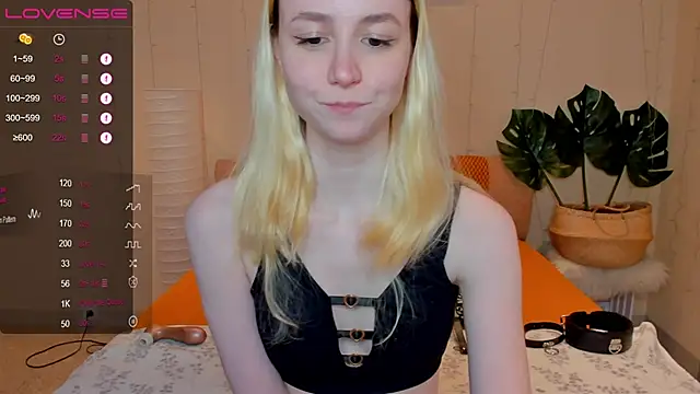 Snapshot of fleximona chatting on 12-08-24, 01:03 fleximona online show from 12-08-24, 01:03