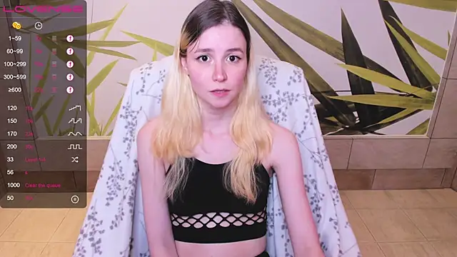 Snapshot of fleximona chatting on 12-29-24, 03:46 fleximona online show from 12-29-24, 03:46