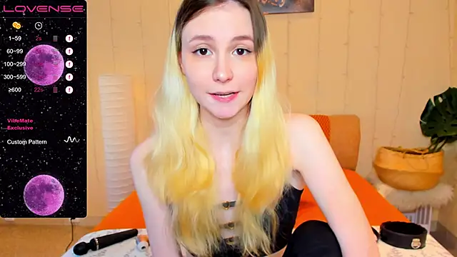 Snapshot of fleximona chatting on 02-14-25, 08:52 fleximona online show from 02-14-25, 08:52