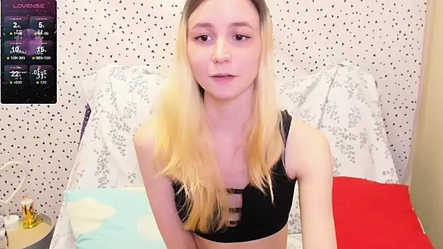 Snapshot of fleximona chatting on 02-15-25, 10:00 fleximona online show from 02-15-25, 10:00