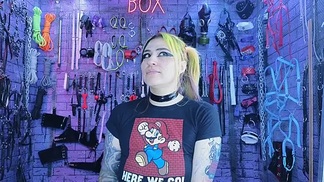 PANDORANEZZ online show from 10-19-25, 08:04