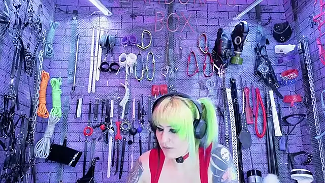 PANDORANEZZ online show from 06-28-26, 01:55