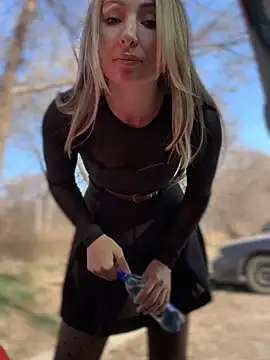 YOUR-KARINA online show from 03-18-25, 09:42