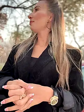 YOUR-KARINA online show from 10-28-25, 08:29