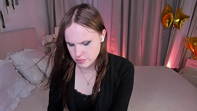 EffieMinki online show from 06-30-26, 09:27