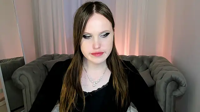 EffieMinki online show from 07-05-26, 04:19