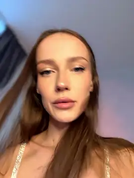 Snapshot of Kira_Quinn chatting on 01-15-26, 07:35 Kira Quinn online show from 01-15-26, 07:35