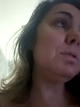 Emma roqueen online show from 12-02-25, 08:37