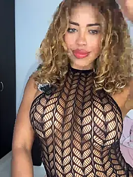 SarahCinnamon- online show from 04-09-26, 08:47