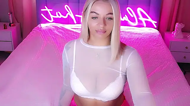 AllwaysHotJ online show from 10-23-25, 02:33