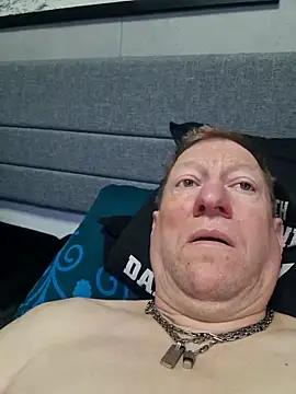 Snapshot of tomtom111111 chatting on 10-12-25, 12:48 tomtom111111 online show from 10-12-25, 12:48