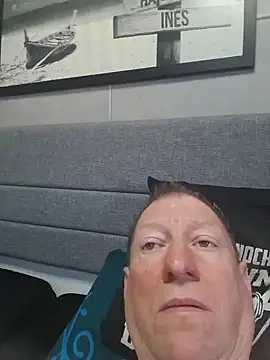 Snapshot of tomtom111111 chatting on 10-14-25, 02:29 tomtom111111 online show from 10-14-25, 02:29