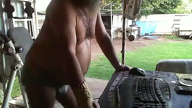 Snapshot of herbie010666 chatting on 02-08-25, 08:42 herbie010666 online show from 02-08-25, 08:42