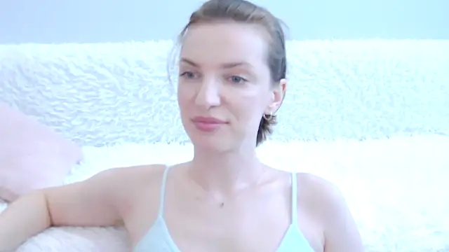 Beauty Alex online show from 06-14-26, 02:20