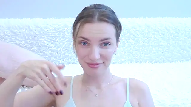 Beauty Alex online show from 06-19-26, 03:11