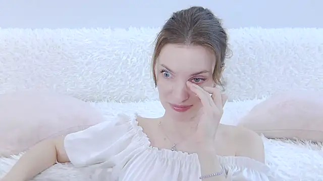 Beauty Alex online show from 07-28-26, 02:18