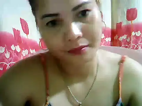 Snapshot of ashlylove25 chatting on 05-23-26, 01:44 ashlylove25 online show from 05-23-26, 01:44