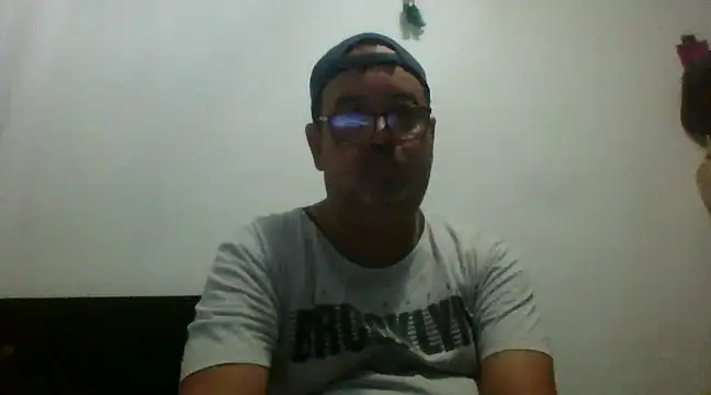 djtomxxx2777 online show from 02-06-25, 11:37