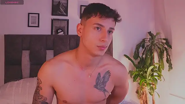 I Gabriel online show from 06-19-26, 07:56