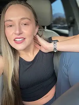 lunagirl13 online show from 10-14-25, 05:03