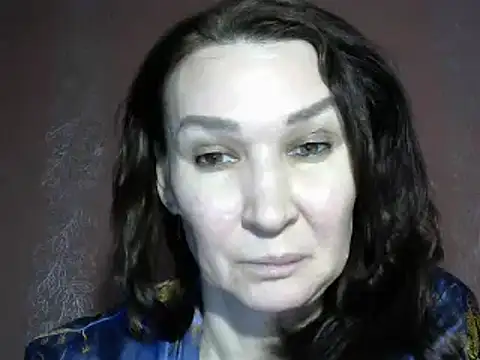 Snapshot of PrettyAndWild chatting on 12-19-24, 04:24 PrettyAndWild online show from 12-19-24, 04:24