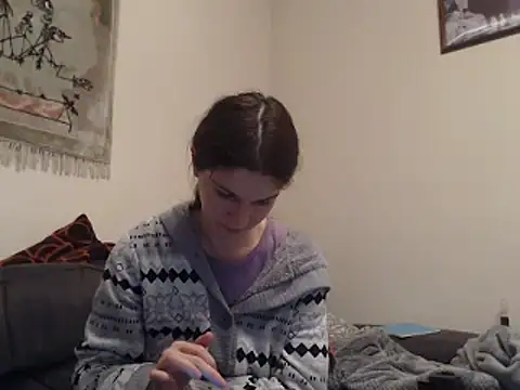 Snapshot of Geile-Luna chatting on 02-18-25, 08:58 Geile-Luna online show from 02-18-25, 08:58