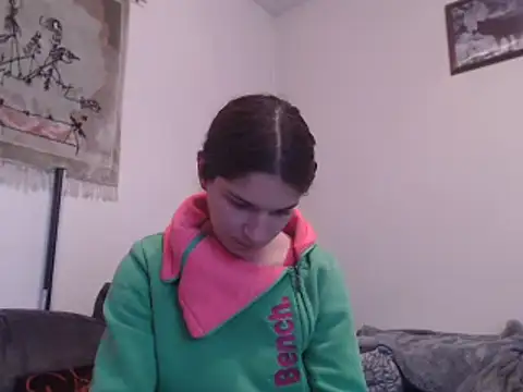 Snapshot of Geile-Luna chatting on 11-08-25, 08:07 Geile-Luna online show from 11-08-25, 08:07