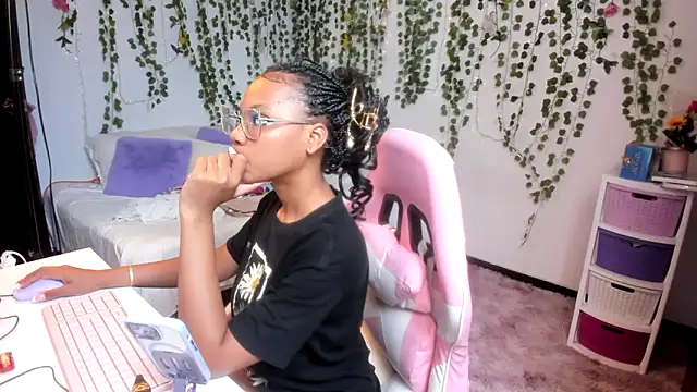 violeta milleer online show from 03-13-26, 06:47