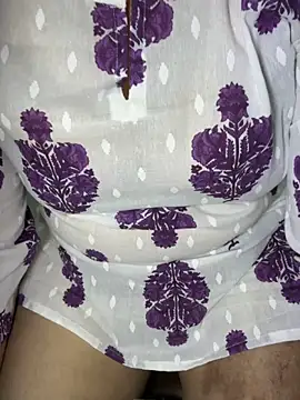 Snapshot of Preet_Kaur_69 chatting on 12-21-25, 06:26 Preet Kaur 69 online show from 12-21-25, 06:26