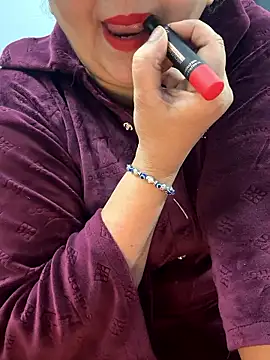 Snapshot of Preet_Kaur_69 chatting on 01-11-26, 06:02 Preet Kaur 69 online show from 01-11-26, 06:02