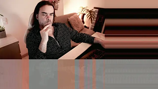 Sanders White online show from 01-21-25, 02:43