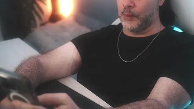 Sanders White online show from 03-03-25, 03:42