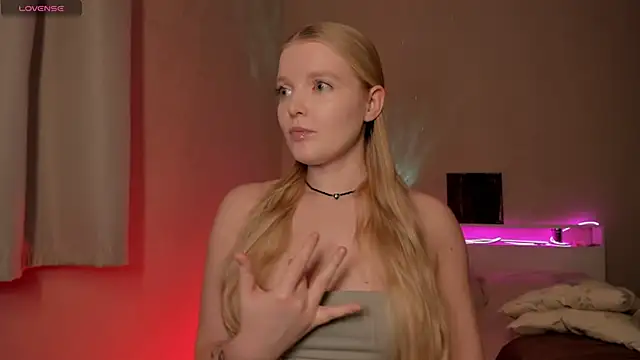 Snapshot of Ssweet_annie chatting on 02-03-26, 06:46 Ssweet annie online show from 02-03-26, 06:46