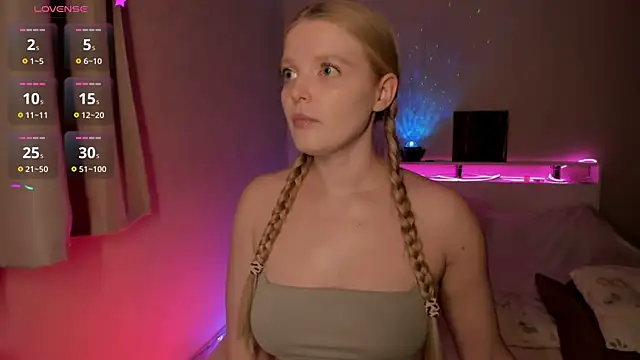 Snapshot of Ssweet_annie chatting on 02-20-26, 06:08 Ssweet annie online show from 02-20-26, 06:08