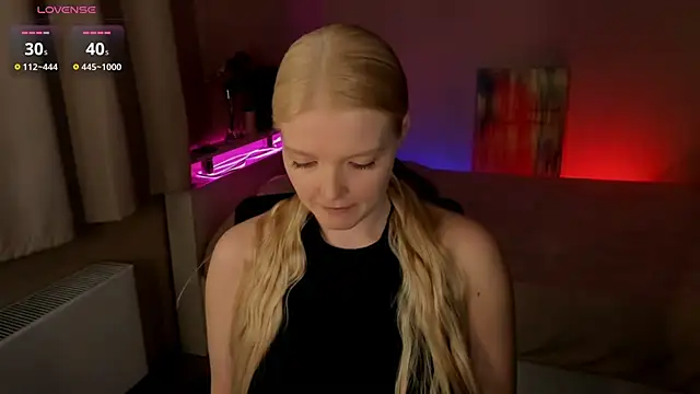 Ssweet annie online show from 03-23-26, 04:44