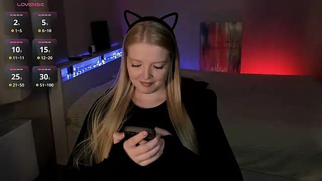 Ssweet annie online show from 04-25-26, 05:43