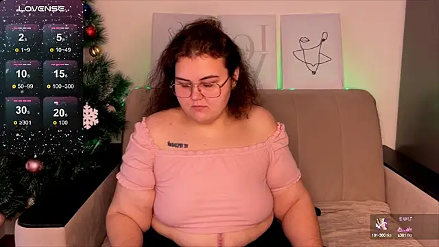 Snapshot of Curvy_Jane chatting on 12-20-24, 05:57 Curvy Jane online show from 12-20-24, 05:57