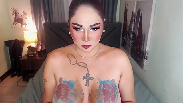 Snapshot of Transdomts4u chatting on 03-09-25, 04:55 Transdomts4u online show from 03-09-25, 04:55