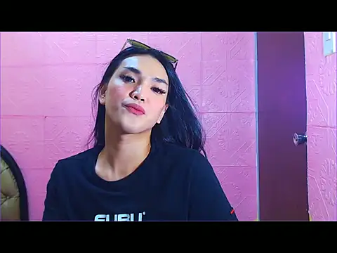 WONDERWOMAN2023 online show from 10-30-25, 11:27