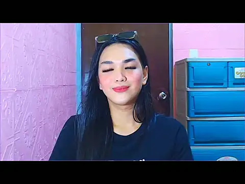 WONDERWOMAN2023 online show from 11-23-25, 07:57