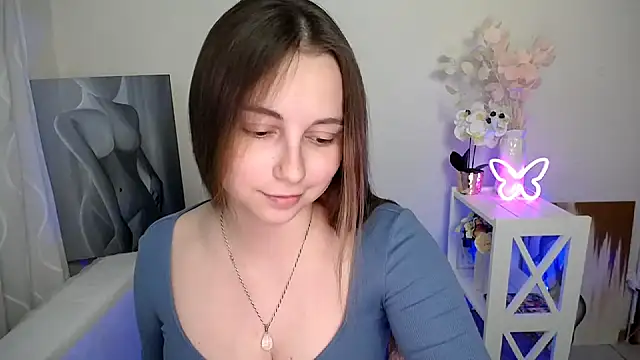 Snapshot of SweetPrincess_ chatting on 06-05-26, 06:52 SweetPrincess online show from 06-05-26, 06:52