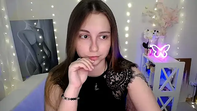 Snapshot of SweetPrincess_ chatting on 06-11-26, 05:27 SweetPrincess online show from 06-11-26, 05:27