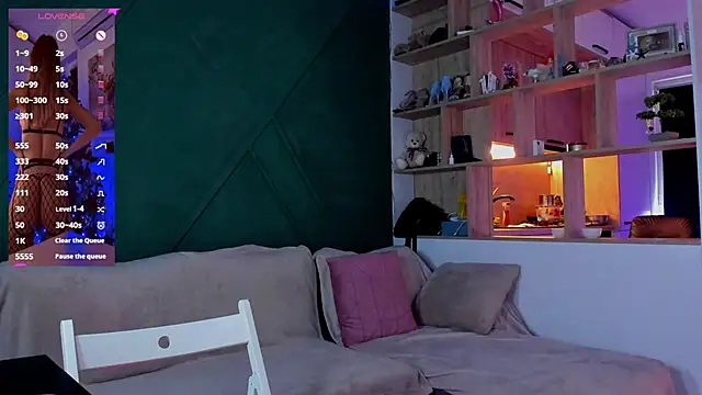 Snapshot of _alleyesonme_ chatting on 12-14-24, 11:07  alleyesonme  online show from 12-14-24, 11:07