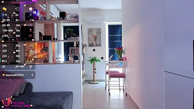 Snapshot of _alleyesonme_ chatting on 03-05-25, 01:50  alleyesonme  online show from 03-05-25, 01:50