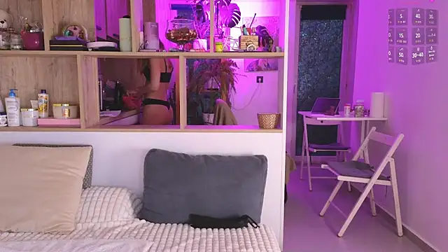 Snapshot of _alleyesonme_ chatting on 02-13-26, 04:03 alleyesonme online show from 02-13-26, 04:03