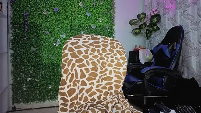 valquiria sirgun online show from 07-28-26, 11:17